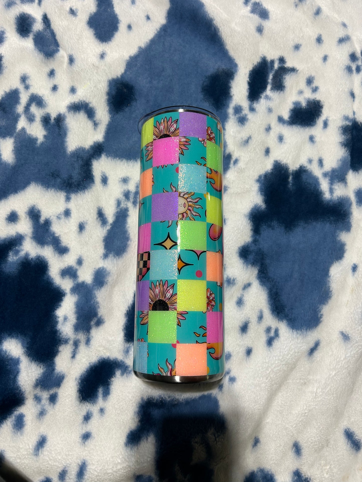 30 oz solid checkerboard